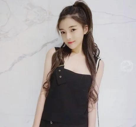 700万粉丝网红自曝交税近1个亿！当网红这么赚钱？